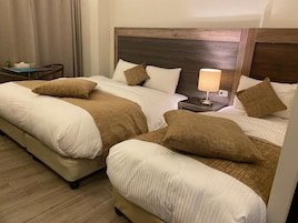 Family Apartment | Egyptian cotton sheets, premium bedding, Select Comfort beds, minibar