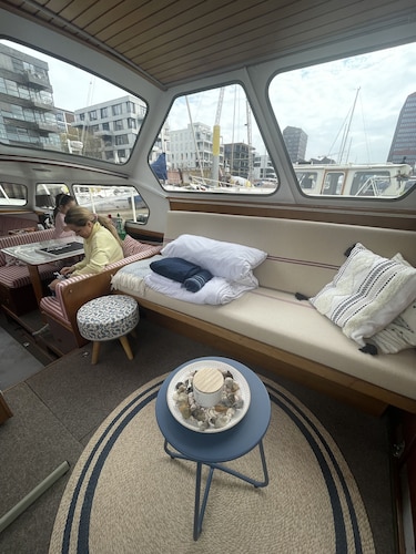 Süße Motoryacht Bremen City