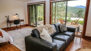 Smart TV, fireplace - GENEVE - Alpine style with stunning views (Bright)