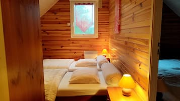 8 間睡房、可攜式嬰兒床、Wi-Fi、床單