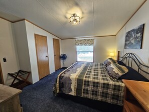 3 bedrooms, WiFi, bed sheets