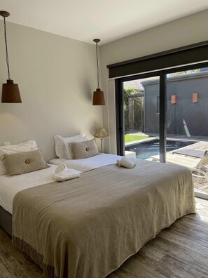 2 chambres, fer et planche à repasser, Wi-Fi, draps fournis