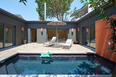 Villa Oasis - splash pool by Portugal Portfolio