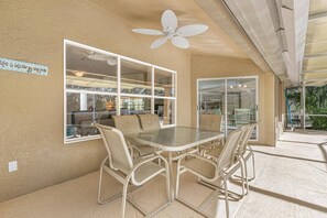 Dining - 3 bedroom house plus office with private pool. 5 minutes from the beach. Pets OK (Marco Island)