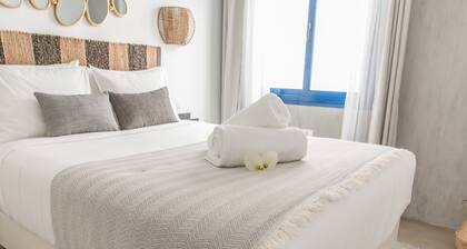 Sandy Bay Home with roof terrace and sea views