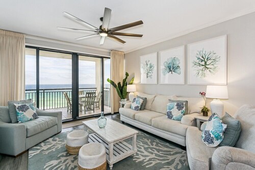Salt and Sunlight: Spacious, airy 9th Floor Navarre Towers condo located on the Gulf!