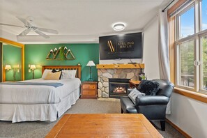 1 bedroom, desk, free WiFi, bed sheets