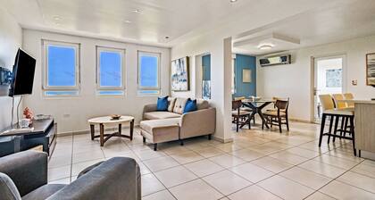 Vista Mar- Beautiful Beach View Apartment!