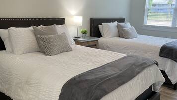 5 makuuhuonetta, ilmainen Wi-Fi, vuodevaatteet