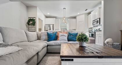 The West Texas Oasis |10 mins from Texas Tech|