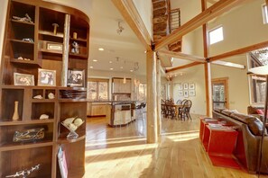 Interior - Pet friendly Luxury Mountain Home, Great views  11SW (Silverthorne)