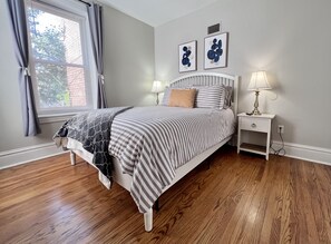 2 bedrooms, desk, iron/ironing board, free WiFi