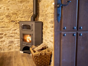 Exclusive House | Living area | Plasma TV, Netflix, streaming services, printers - Casa Rural Laxido (Rianxo)