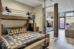 2 chambres, bureau, fer et planche à repasser, Wi-Fi gratuit