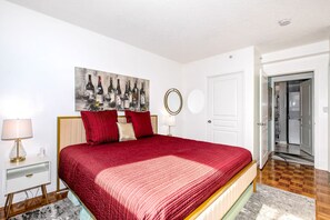 1 bedroom, iron/ironing board, free WiFi, bed sheets