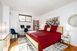 1 habitación, tabla de planchar con plancha, wifi gratis y ropa de cama 