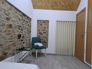 Classic Single Room | Free WiFi - Largo da Fonte (Serta)