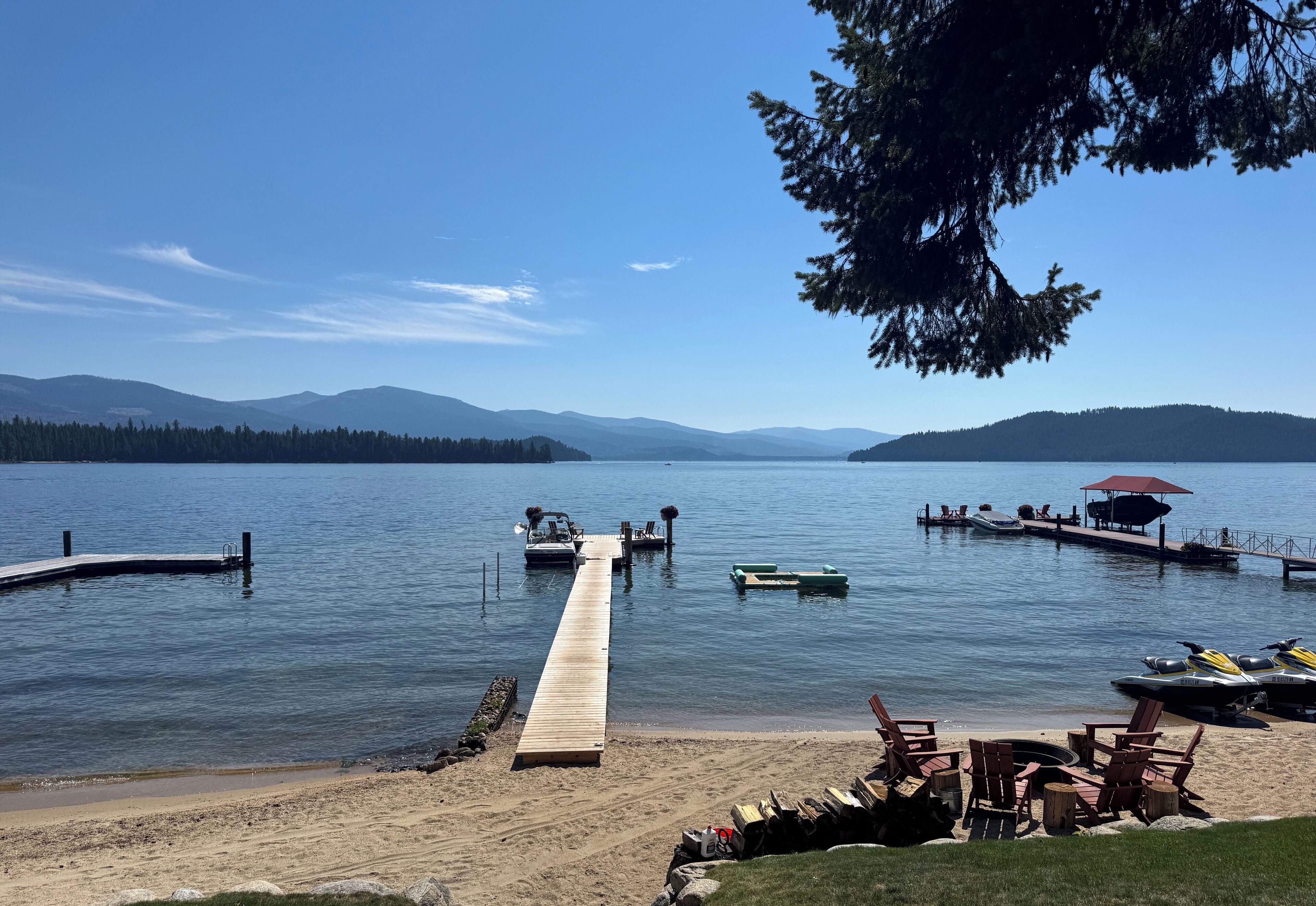 Liegestühle, Strandtücher