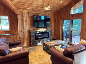 Téléviseur connecté, foyer