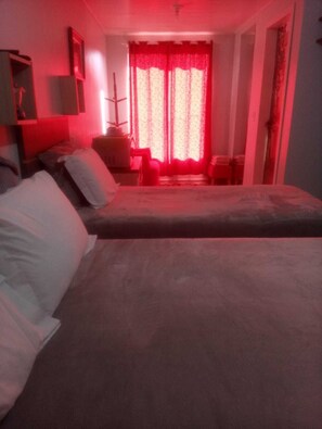 Sviitti | 1 makuuhuone, ilmainen Wi-Fi, vuodevaatteet