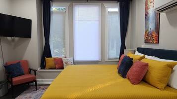 1 bedroom, blackout drapes, iron/ironing board, free WiFi