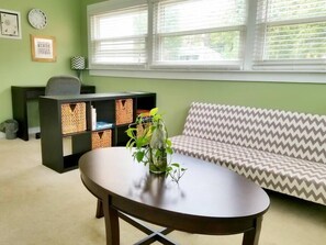 Interior - Cozy Ardmore Cottage Main Level (Winston-Salem)