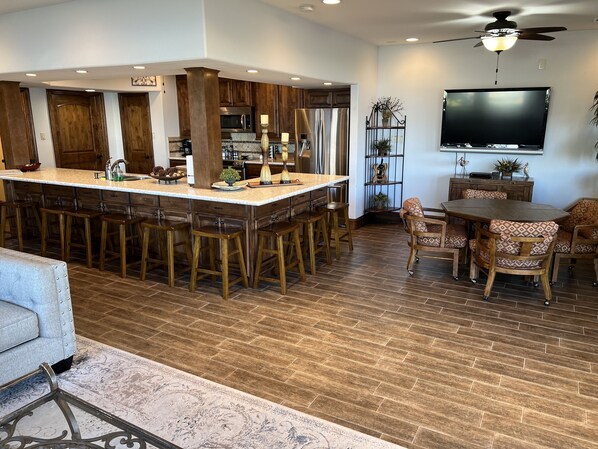 Interior - Waterfront Townhome in Walden -Great view, yard, dock, and easy water access. (Montgomery)