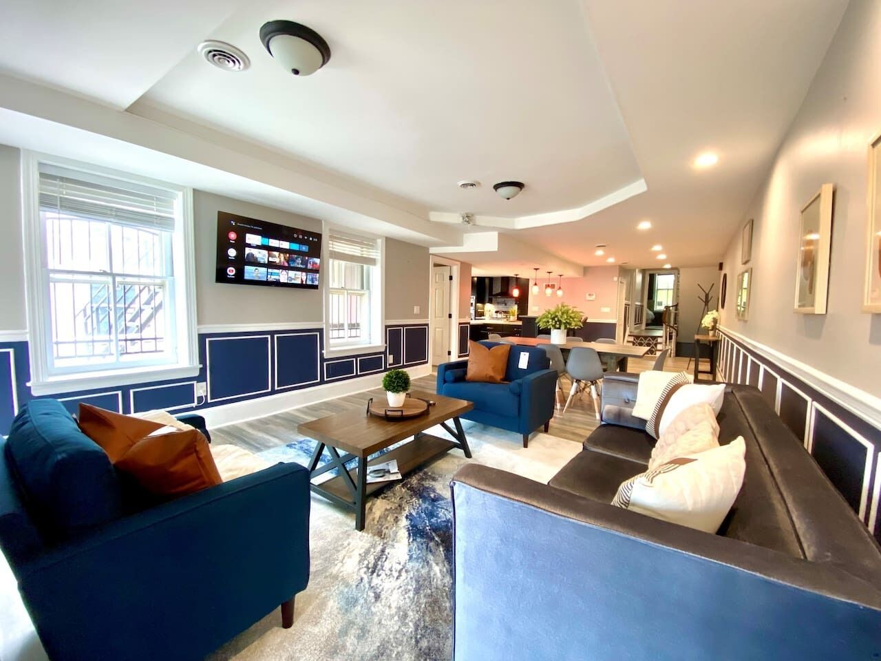 Large 2-Level 5 BR Apartment