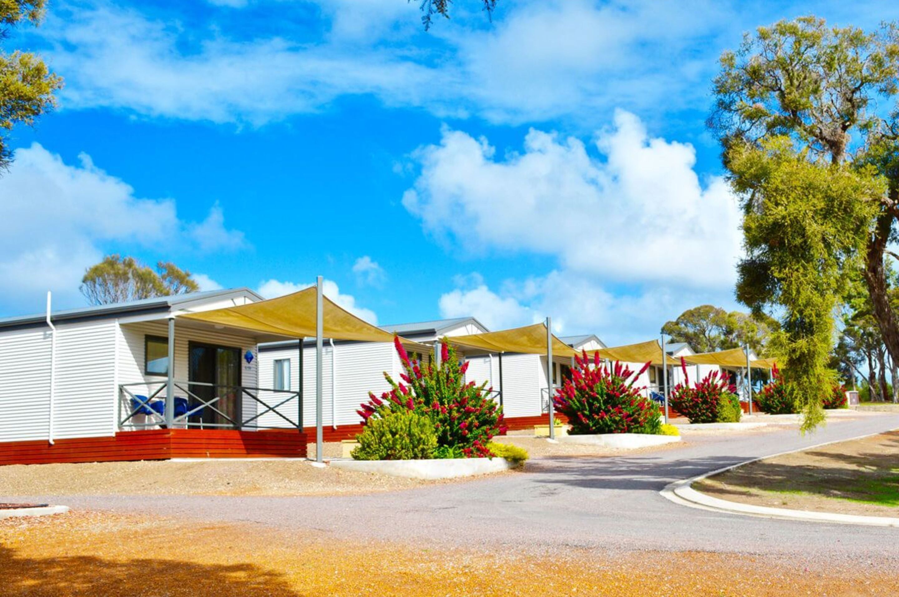 المنشأة من الخارج