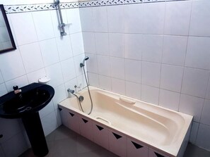Badewanne, Bidet