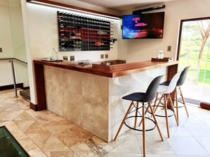 Interior - Luxury Villa on wildlife & golf estate Hartbeespoort South Africa (Bushveld View Estate)