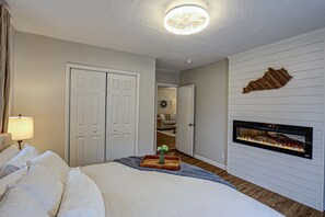 3 chambres, bureau, fer et planche à repasser, Wi-Fi gratuit