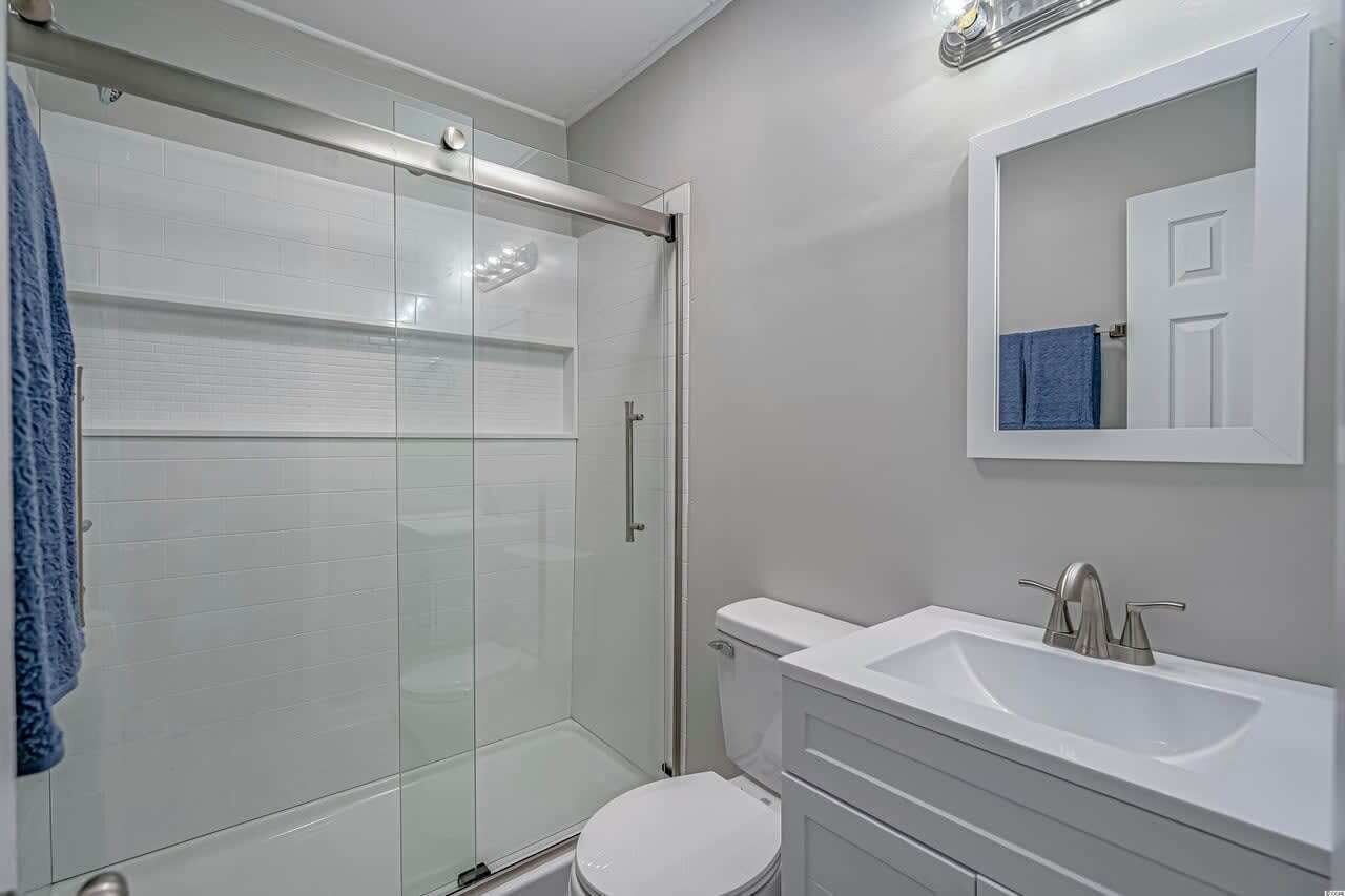 Shower, hair dryer, towels, shampoo