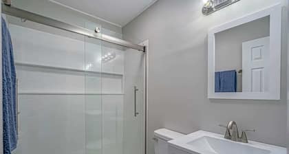 Duplex 705 18th Ave S