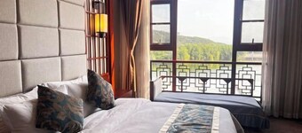 Yingzhigu Holiday Hotel