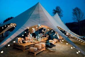 Utendørsservering