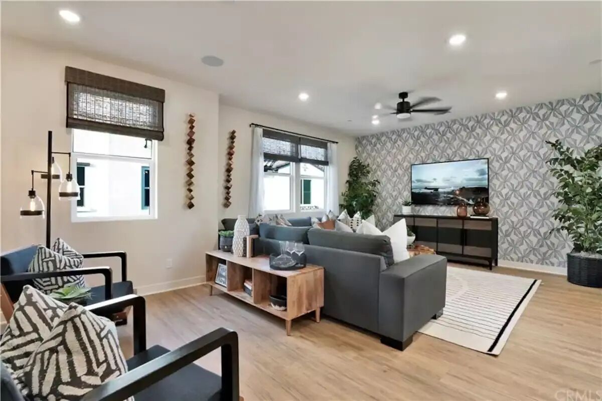 Disneyland Entire Upgraded Model Home 2021 built1,762SF