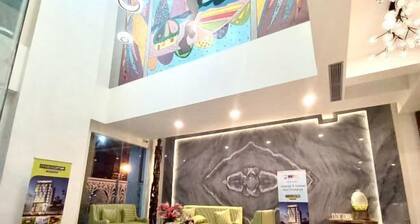 MaxOneHotels.com at Jayapura