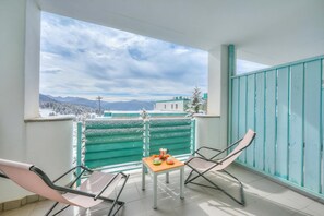 Balcony - Teleo 83 Ski In - Ski Out 50m, Sestriere, Italy (Sestriere)