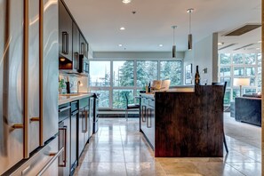 Fridge, dishwasher, coffee/tea maker, toaster - Le Chamois 506 - Ski in Ski out, Common Pool, Hot Tub & Gym (New Listing) (Whistler)
