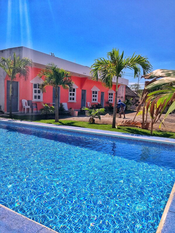 Exterior - Evenezer el paredon (Sipacate)