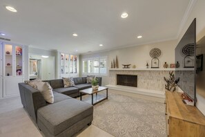 Smart TV, video games, table football - Disneyland Zen Garden (Anaheim)