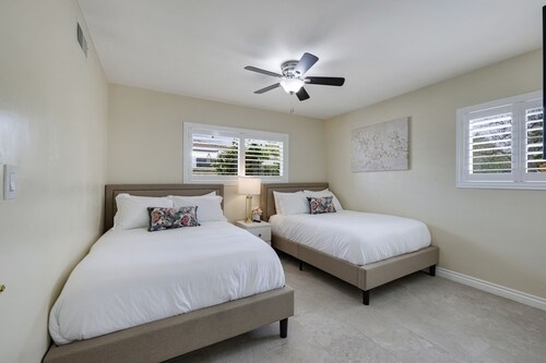 Disneyland Zen Garden