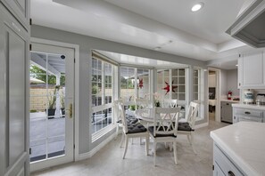 Dining - Disneyland Zen Garden (Anaheim)