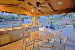 Outdoor dining