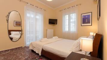 Căn hộ tiện nghi đơn giản | 3 phòng ngủ, bàn ủi/dụng cụ ủi quần áo