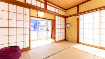 传统独立别墅 | 3 多间卧室、办公桌、笔记本电脑工作区、免费 WiFi