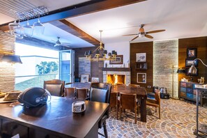Private kitchen | Fridge, dining tables - Villa Panorama (Crikvenica)