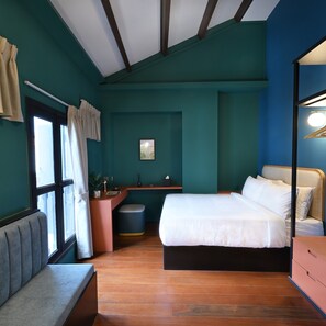 Deluxe Double Room, 1 Queen Bed, Ensuite, City View - Dream Chaser Boutique Capsule Hotel (Singapore)