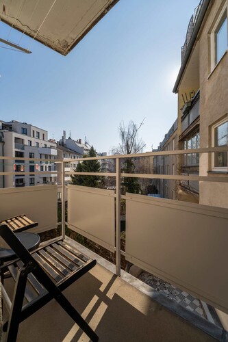 Spacious Smart Home Vienna